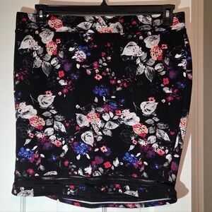 Torrid Size 2 Floral Black Pencil Skirt with Cutout Detail